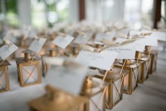Lanternes miniatures cadeaux invités décoration de mariage